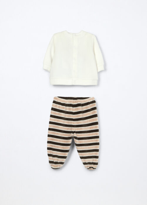 Alternative view of Komplet