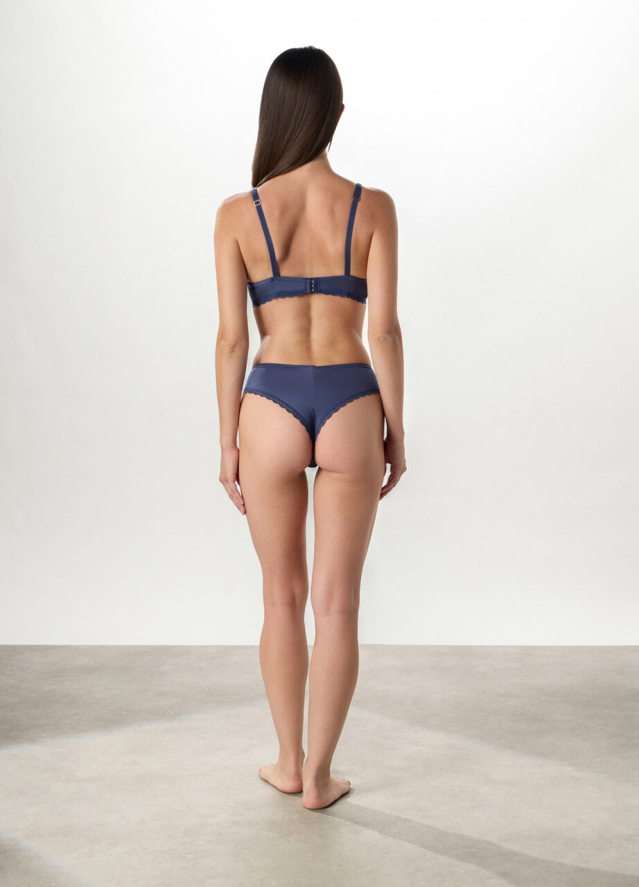 Alternative view of Gaćice