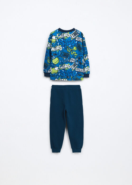 Alternative view of Komplet