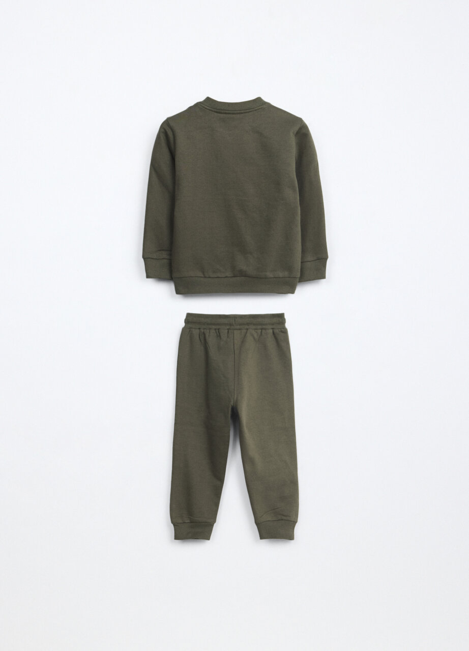 Alternative view of Komplet