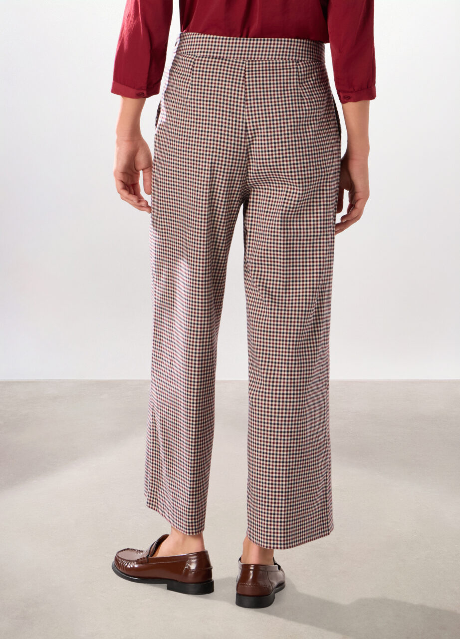 Alternative view of Hlače