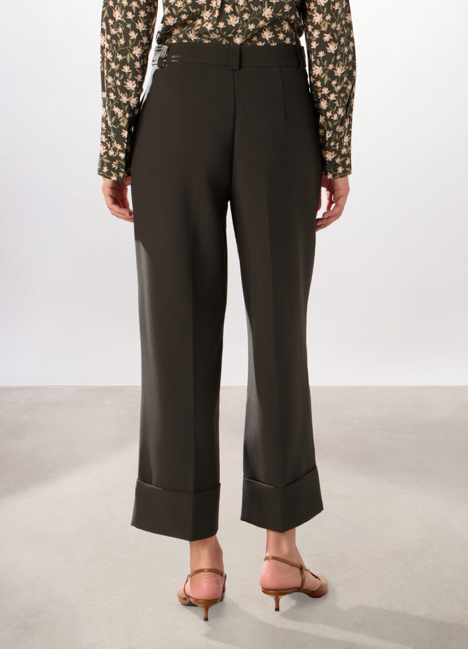 Alternative view of Hlače