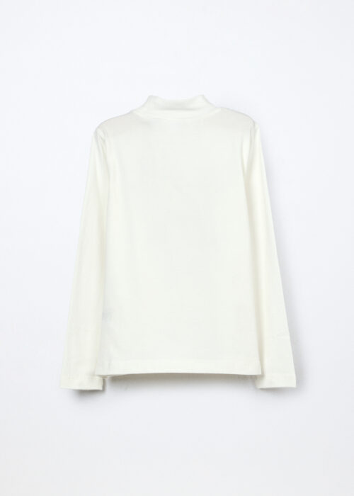 Alternative view of Majica