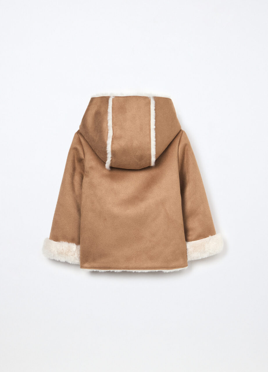 Alternative view of Jakna