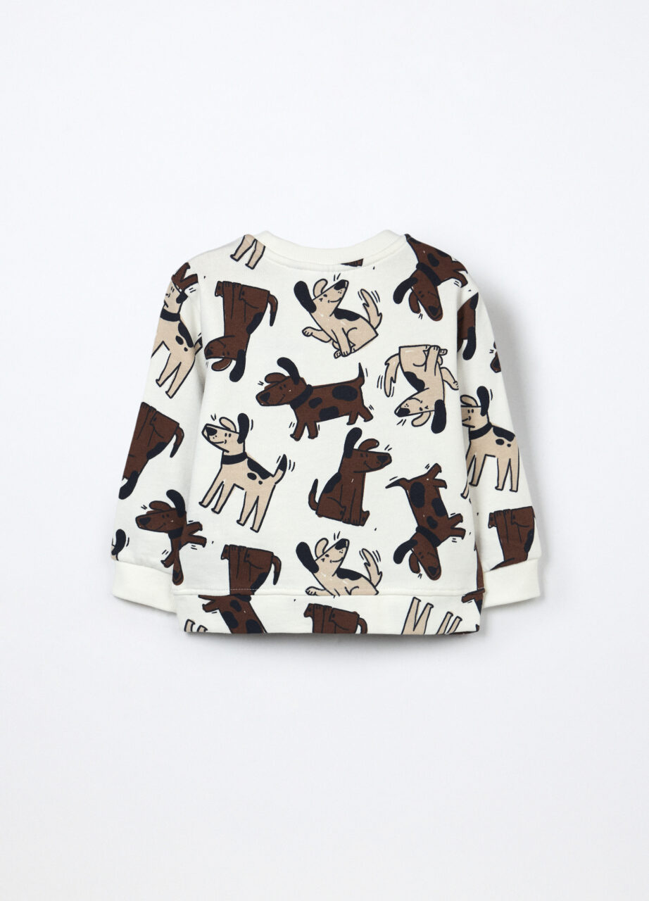 Alternative view of Majica