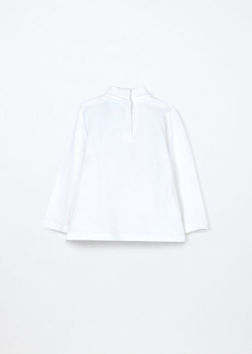 Alternative view of Majica