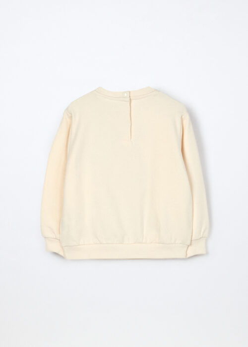 Alternative view of Majica