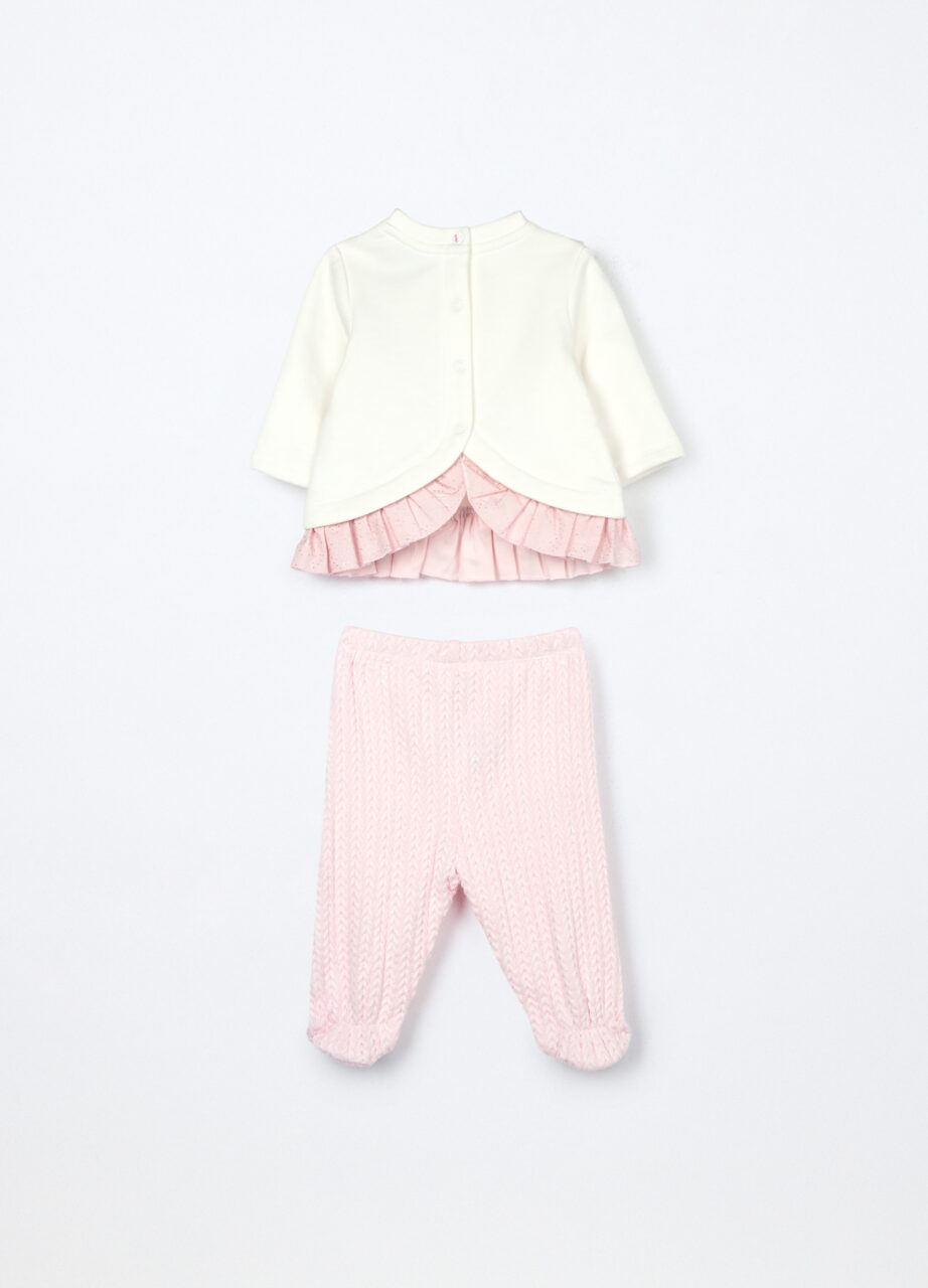 Alternative view of Komplet