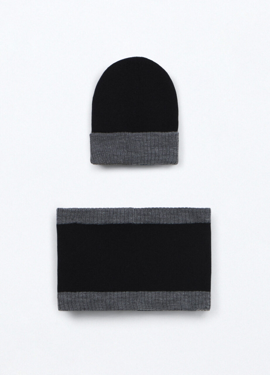 Alternative view of Šal i rukavice