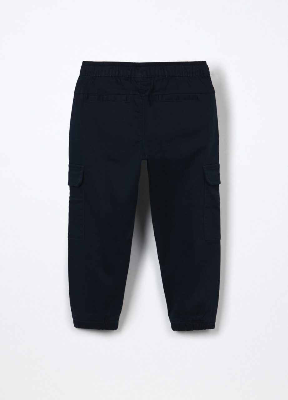 Alternative view of Hlače