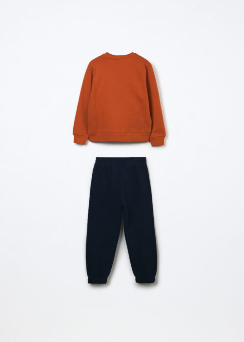 Alternative view of Komplet