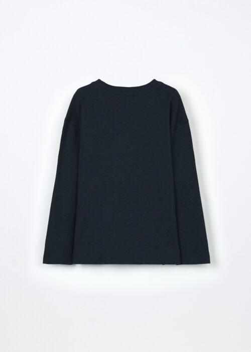 Alternative view of Majica