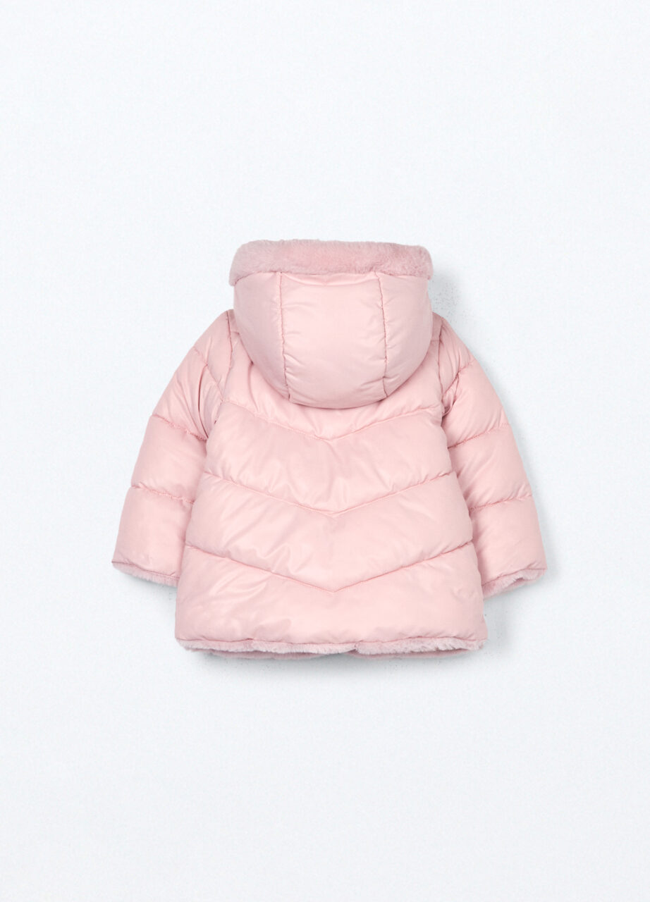 Alternative view of Jakna