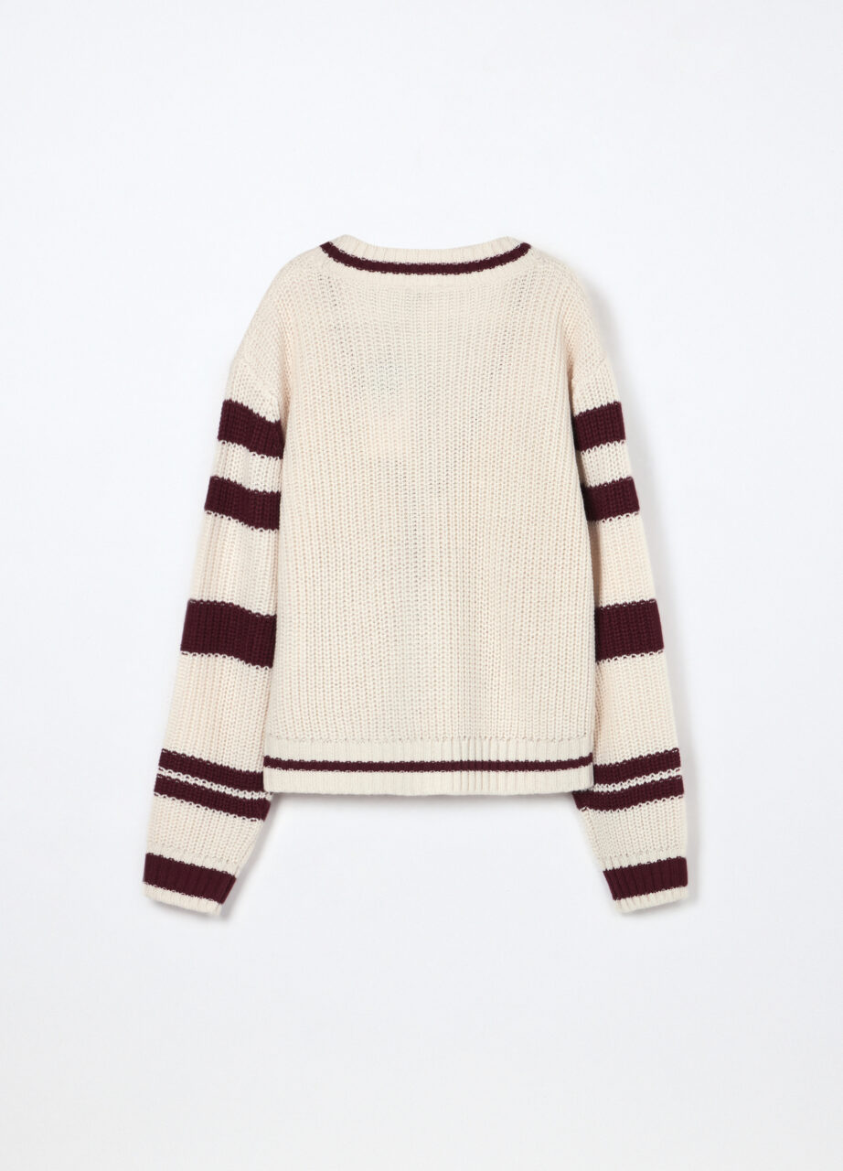 Alternative view of Kardigan