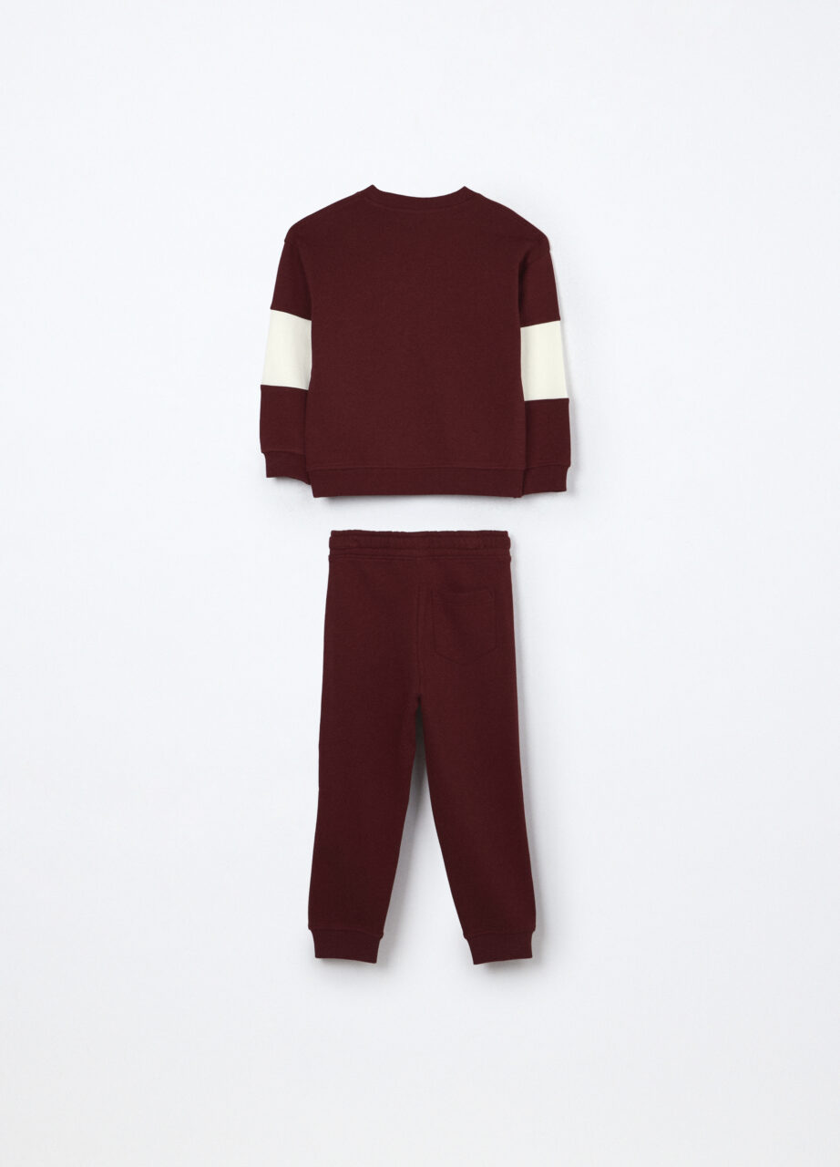 Alternative view of Komplet