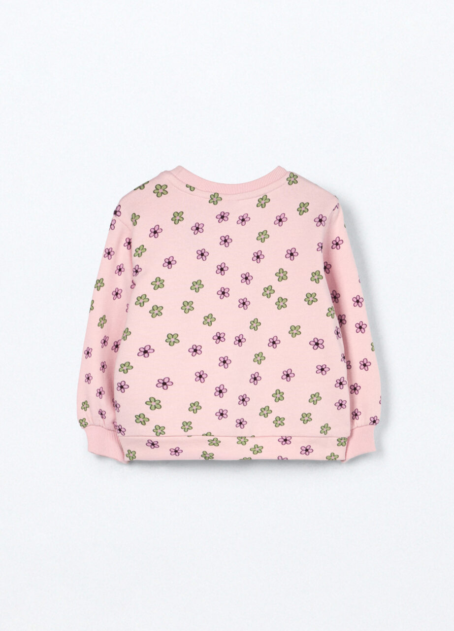 Alternative view of Majica