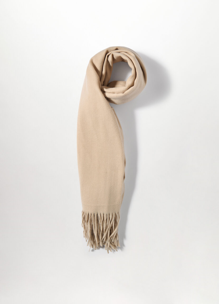 Alternative view of Šal