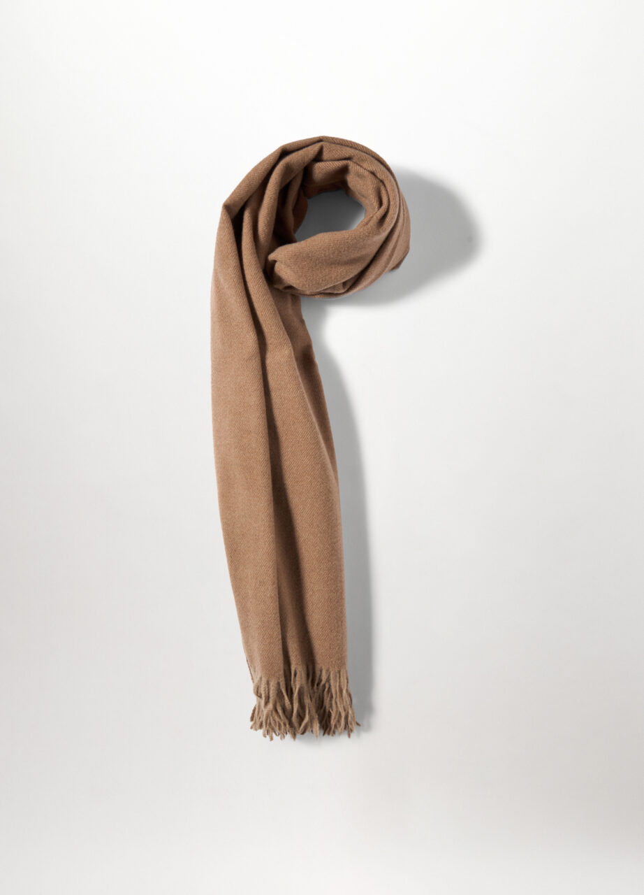 Alternative view of Šal