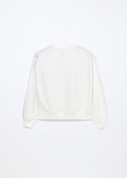 Alternative view of Majica