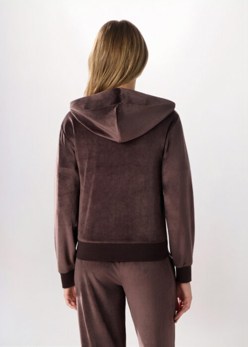 Alternative view of Dukserica