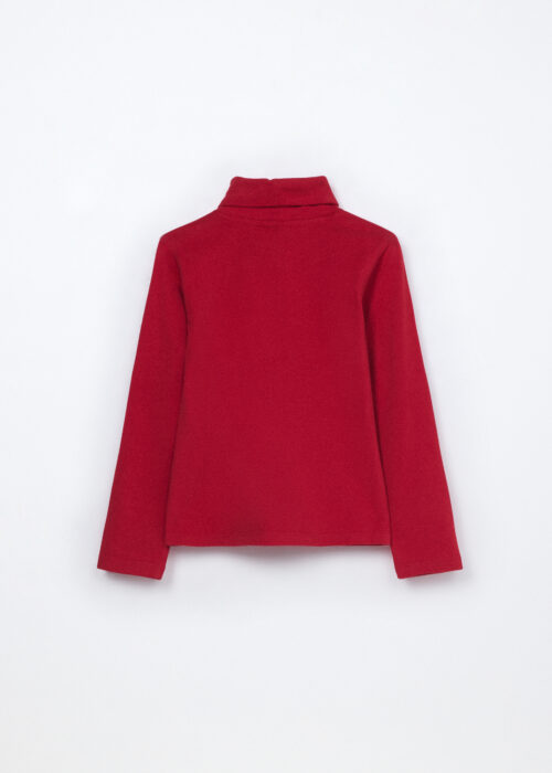 Alternative view of Majica