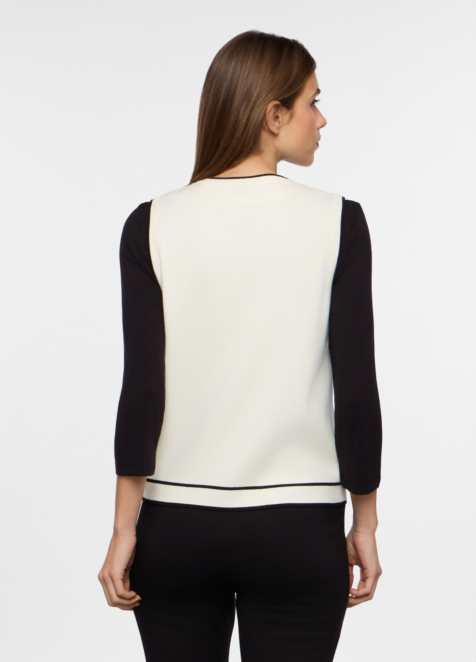 Alternative view of Ženski prsluk s okruglim izrezom