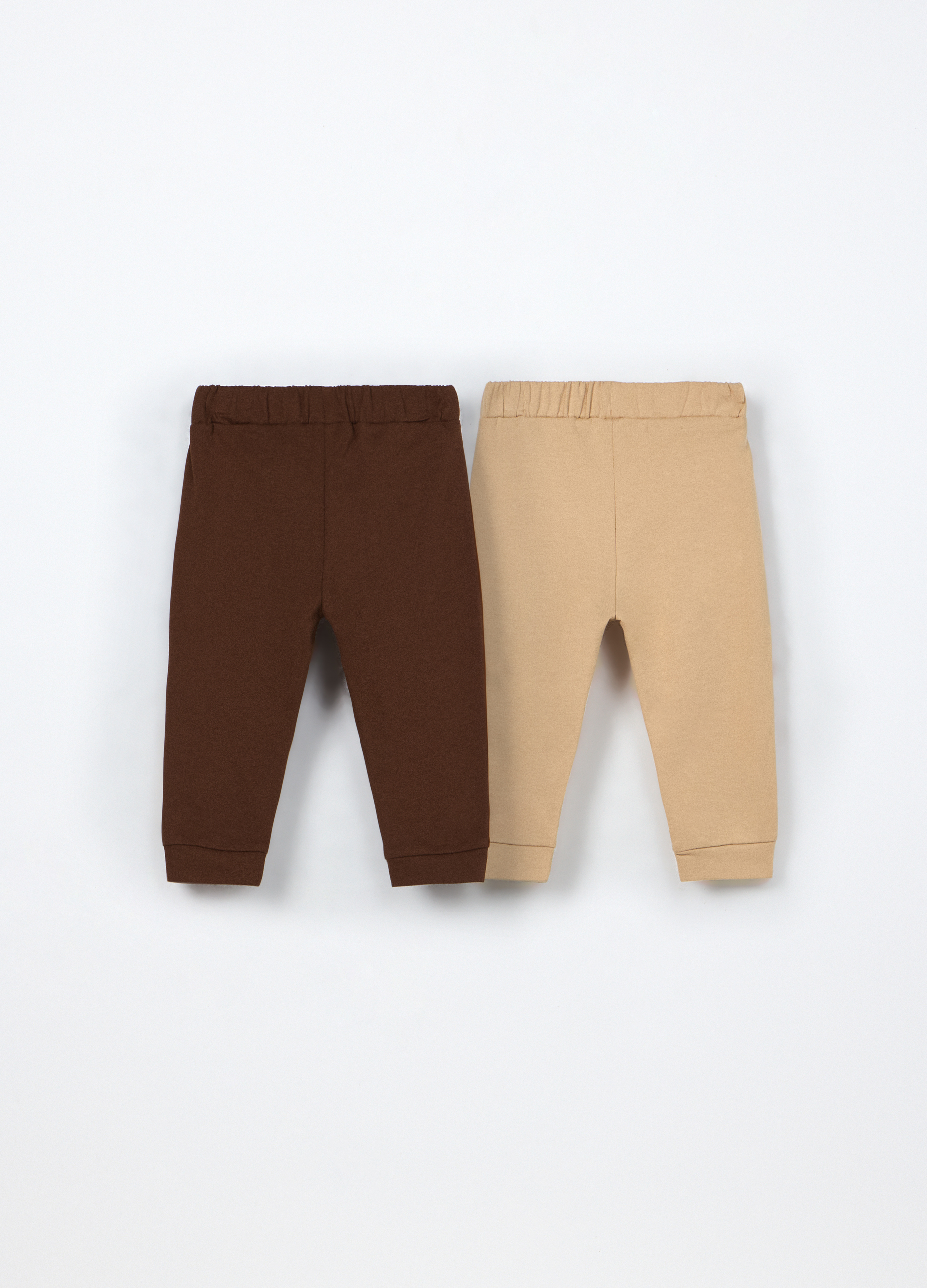 Set od 2 jogger hlače od čistog pamučnog frotira za bebu dječaka