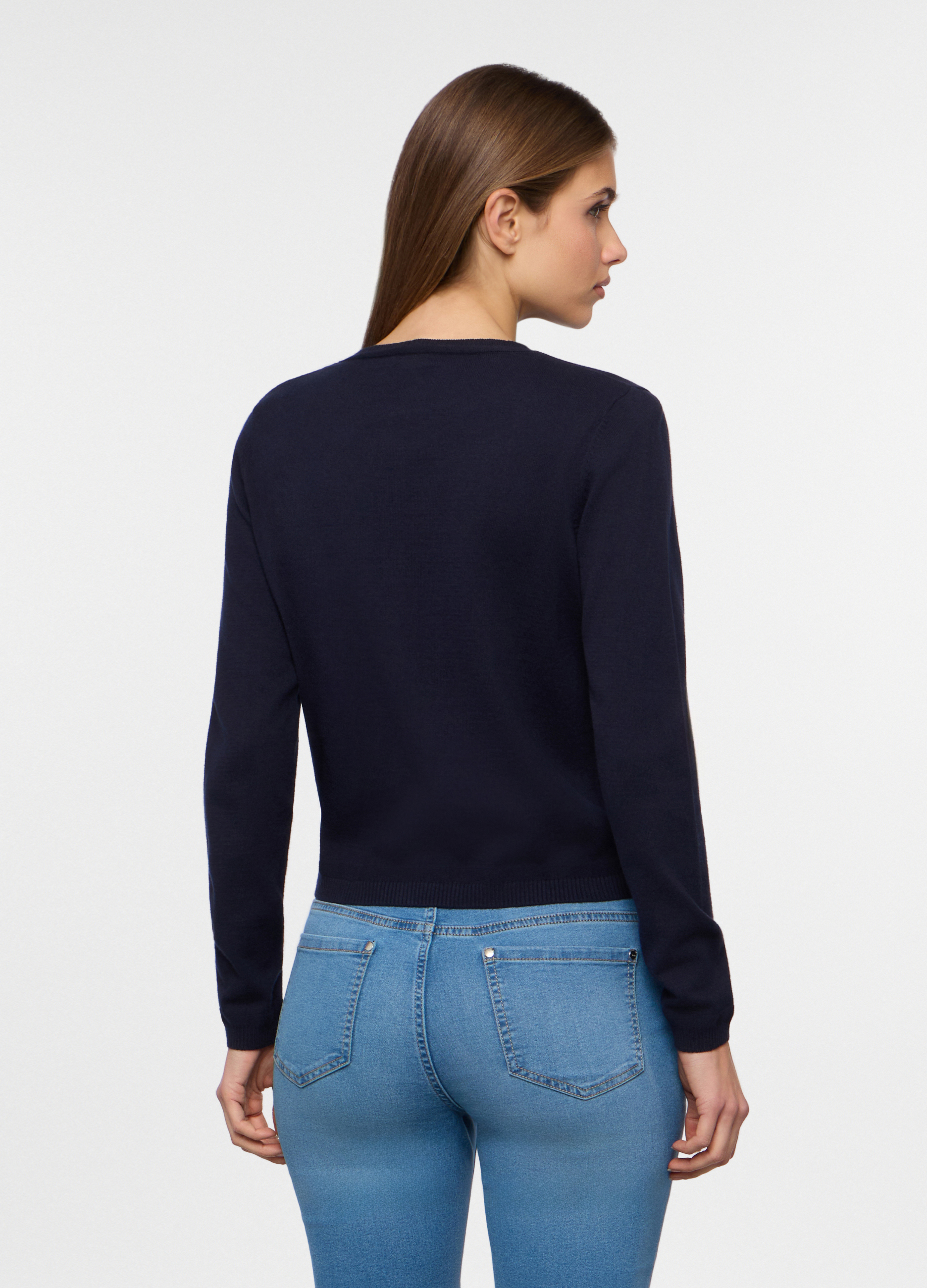 Alternative view of Kardigan