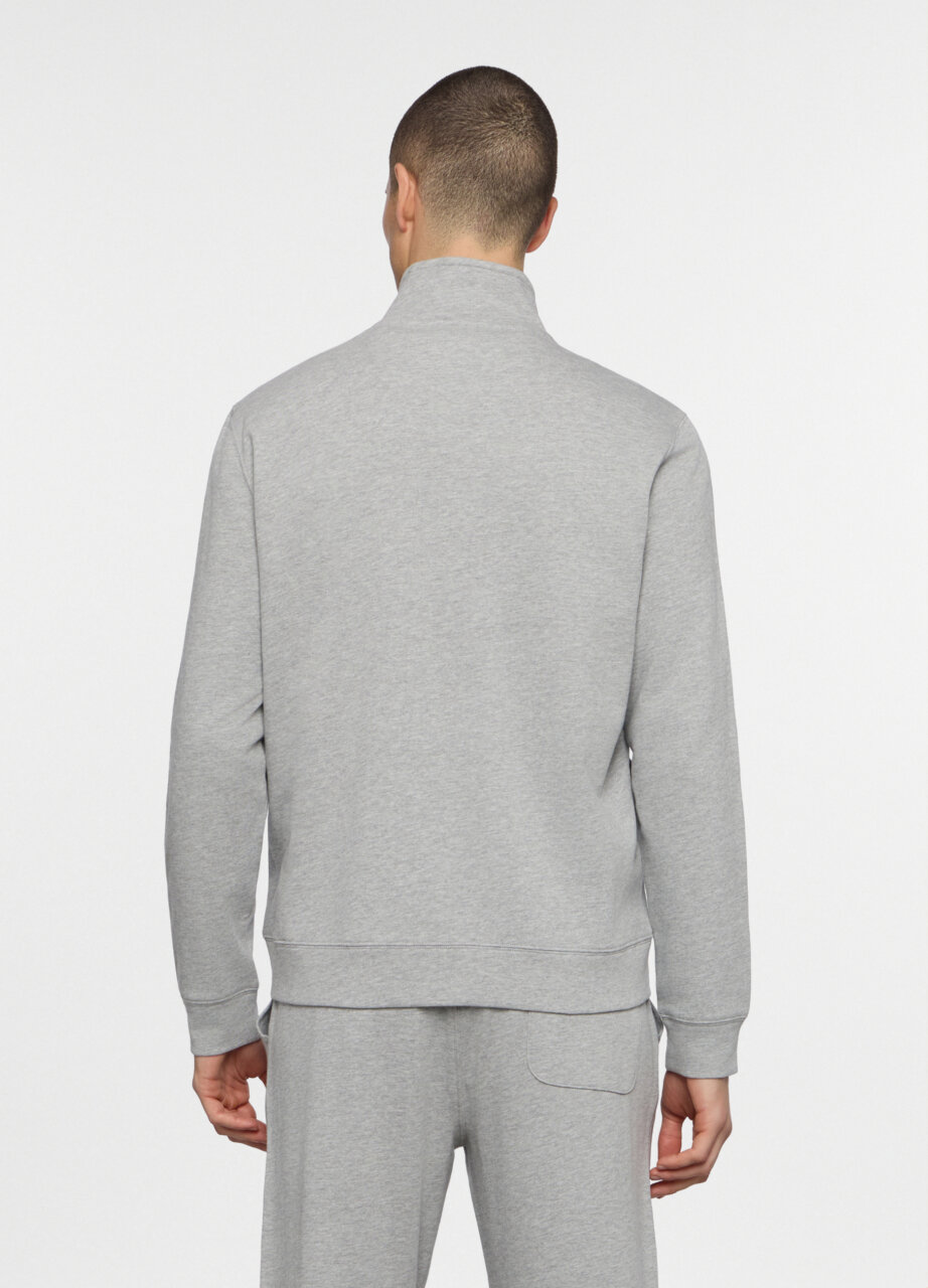 Alternative view of Dukserica