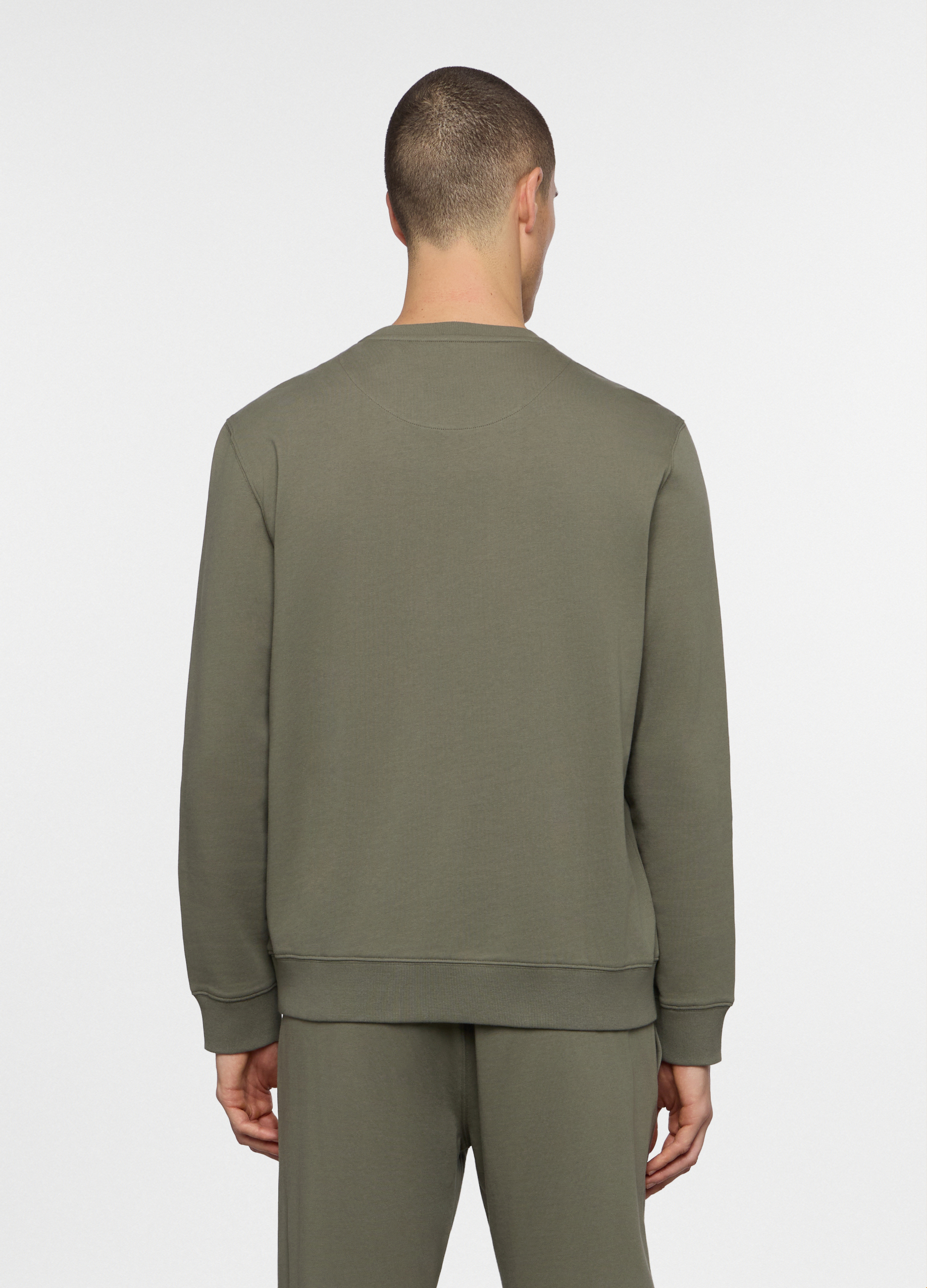 Alternative view of Majica