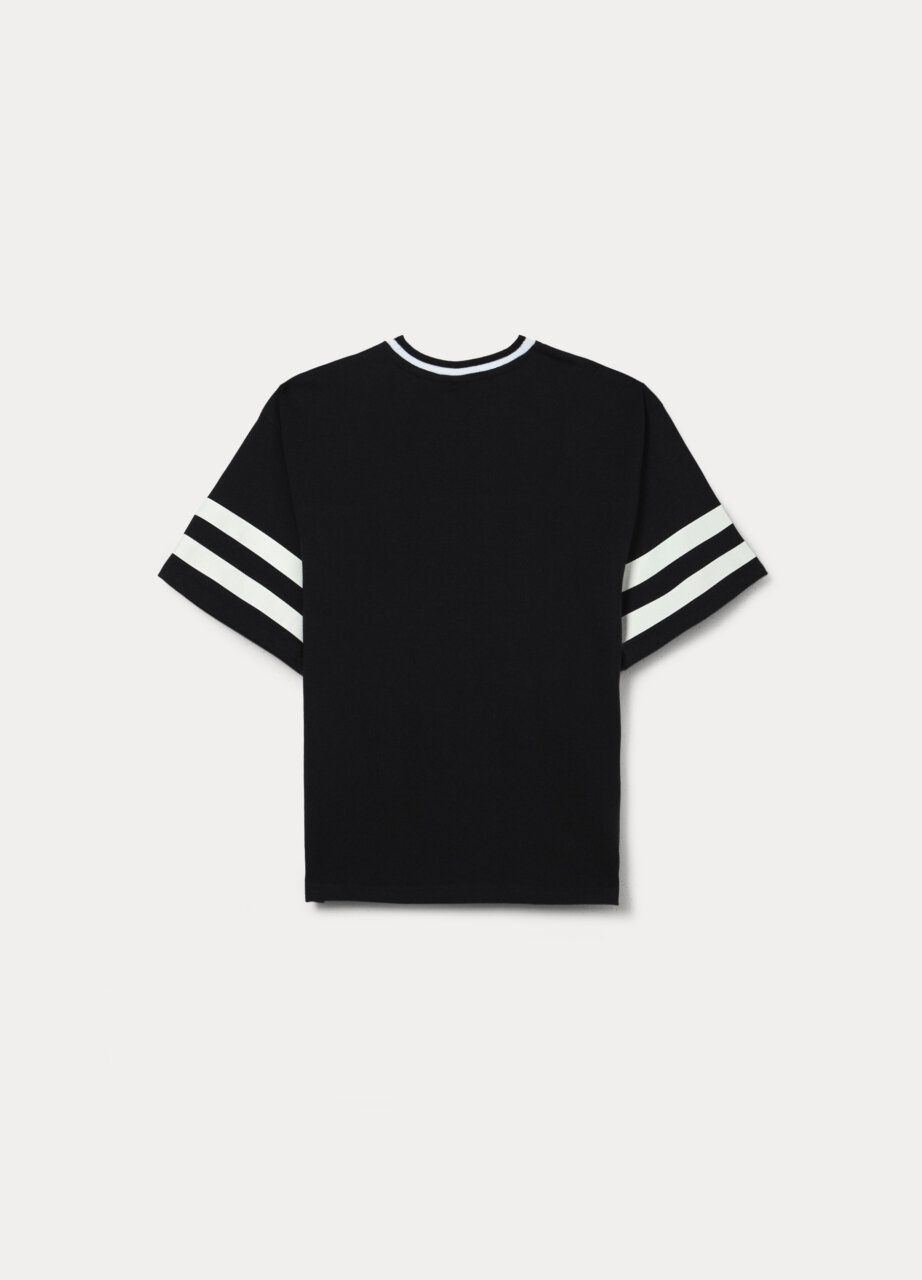 Alternative view of Majica