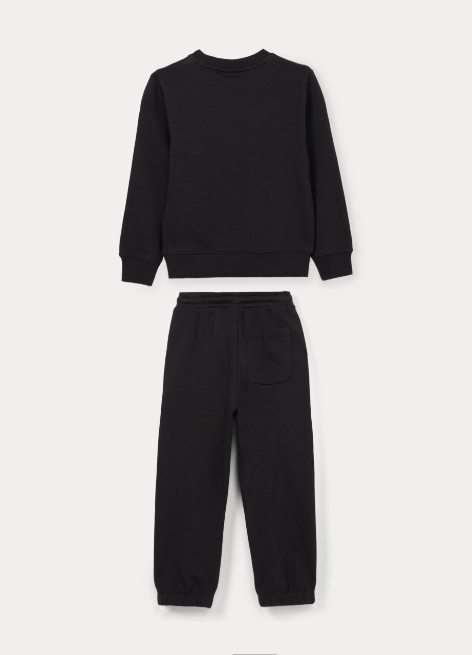 Alternative view of Komplet