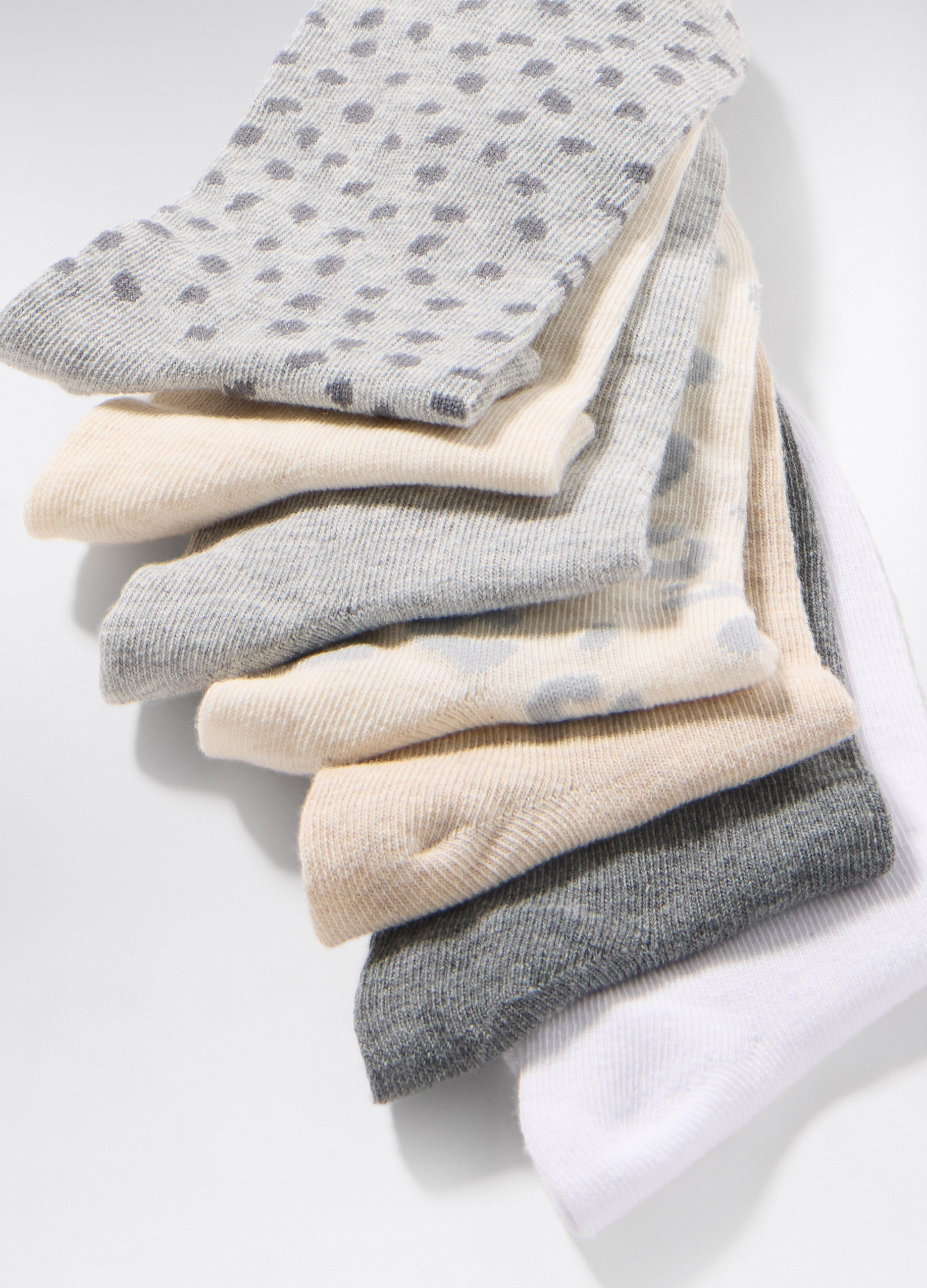 Alternative view of Čarape set