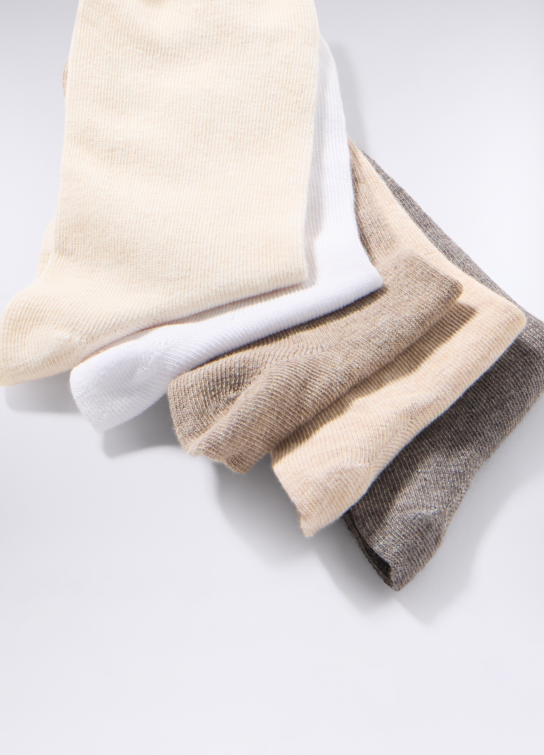 Alternative view of Čarape set