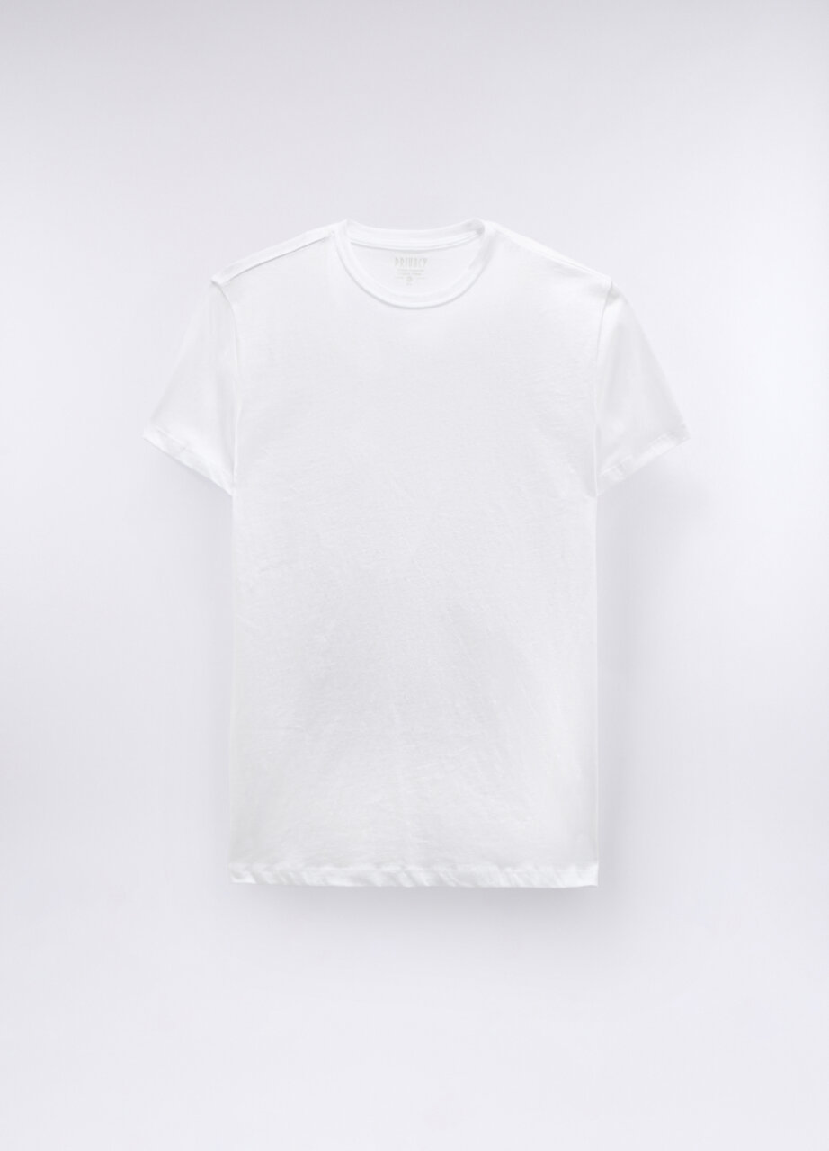 Alternative view of Majica