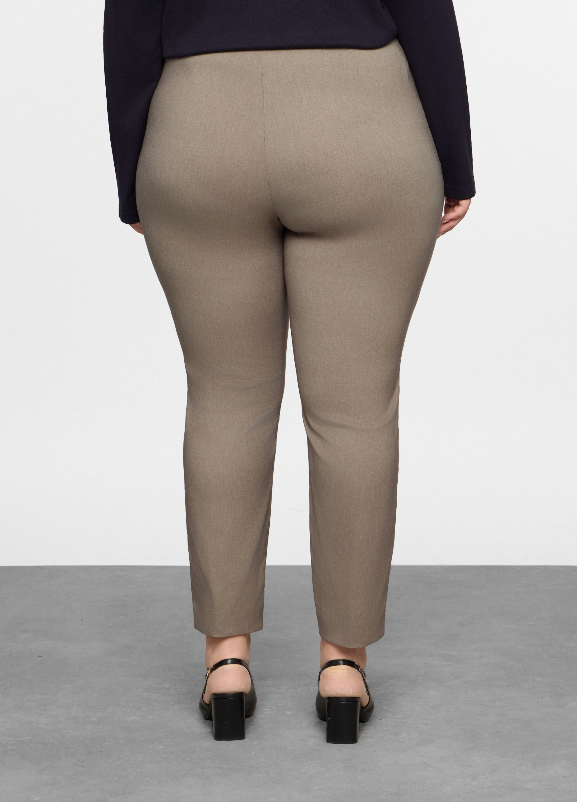 Alternative view of Hlače