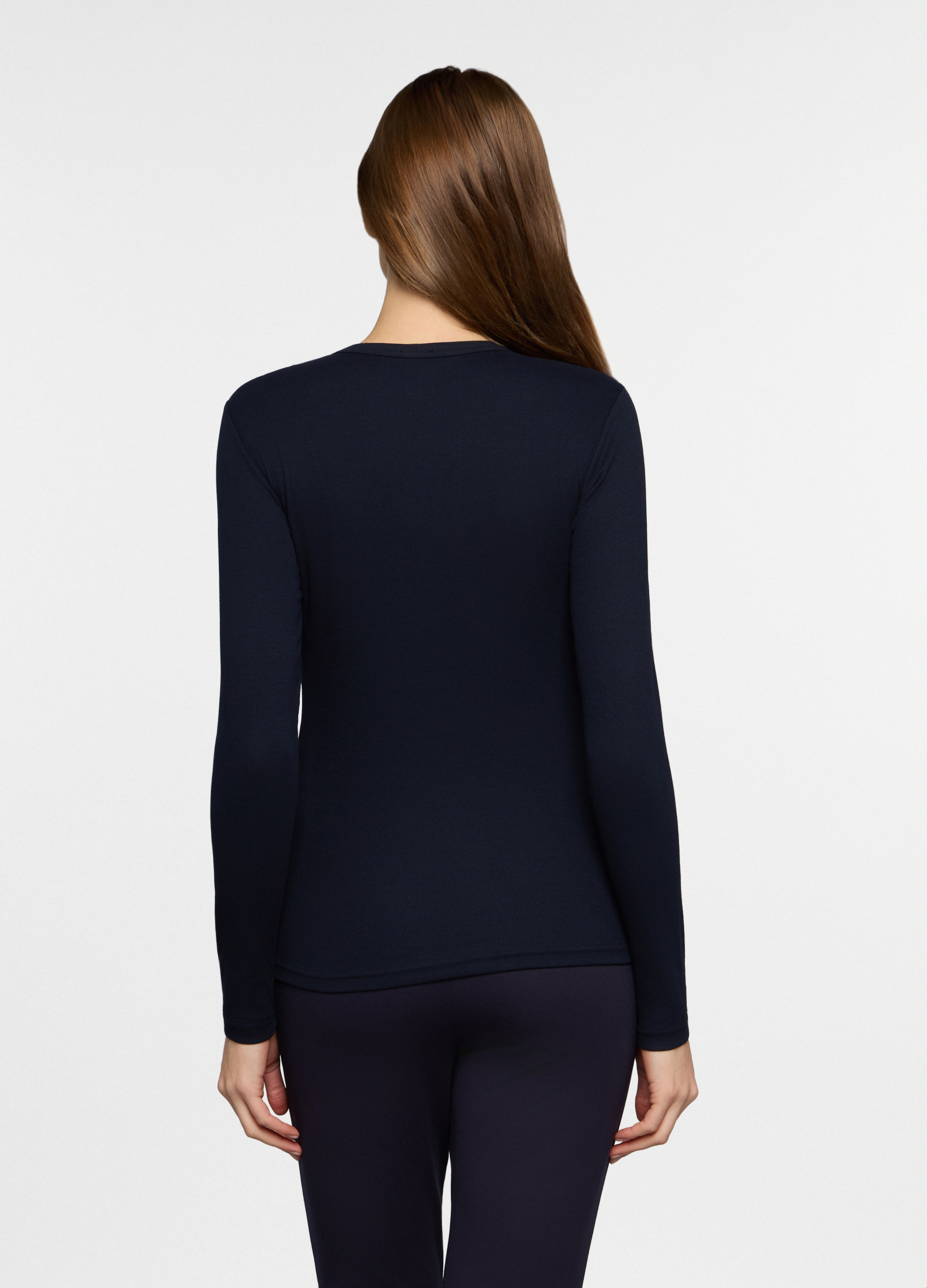 Alternative view of Majica