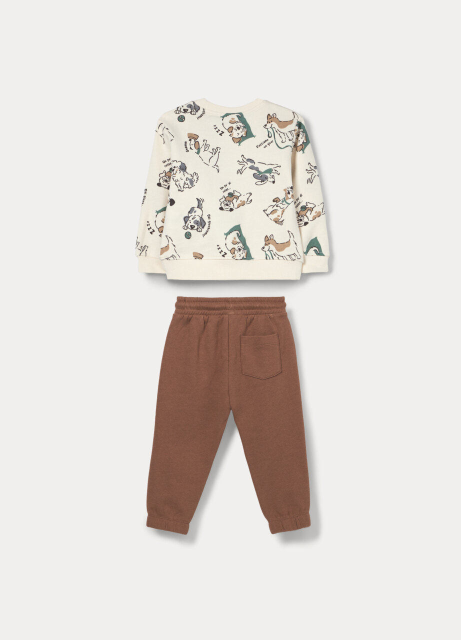 Alternative view of Komplet