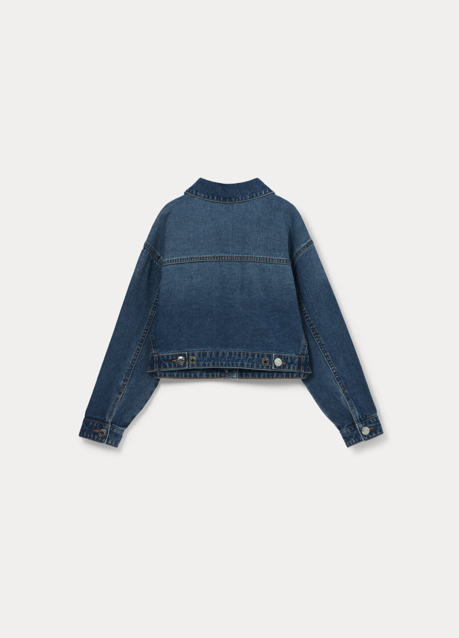 Alternative view of Jakna