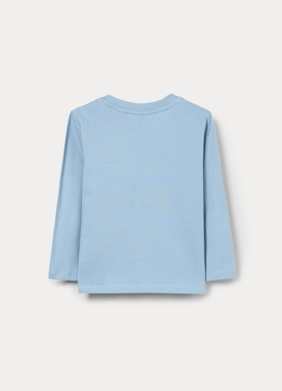 Alternative view of Majica