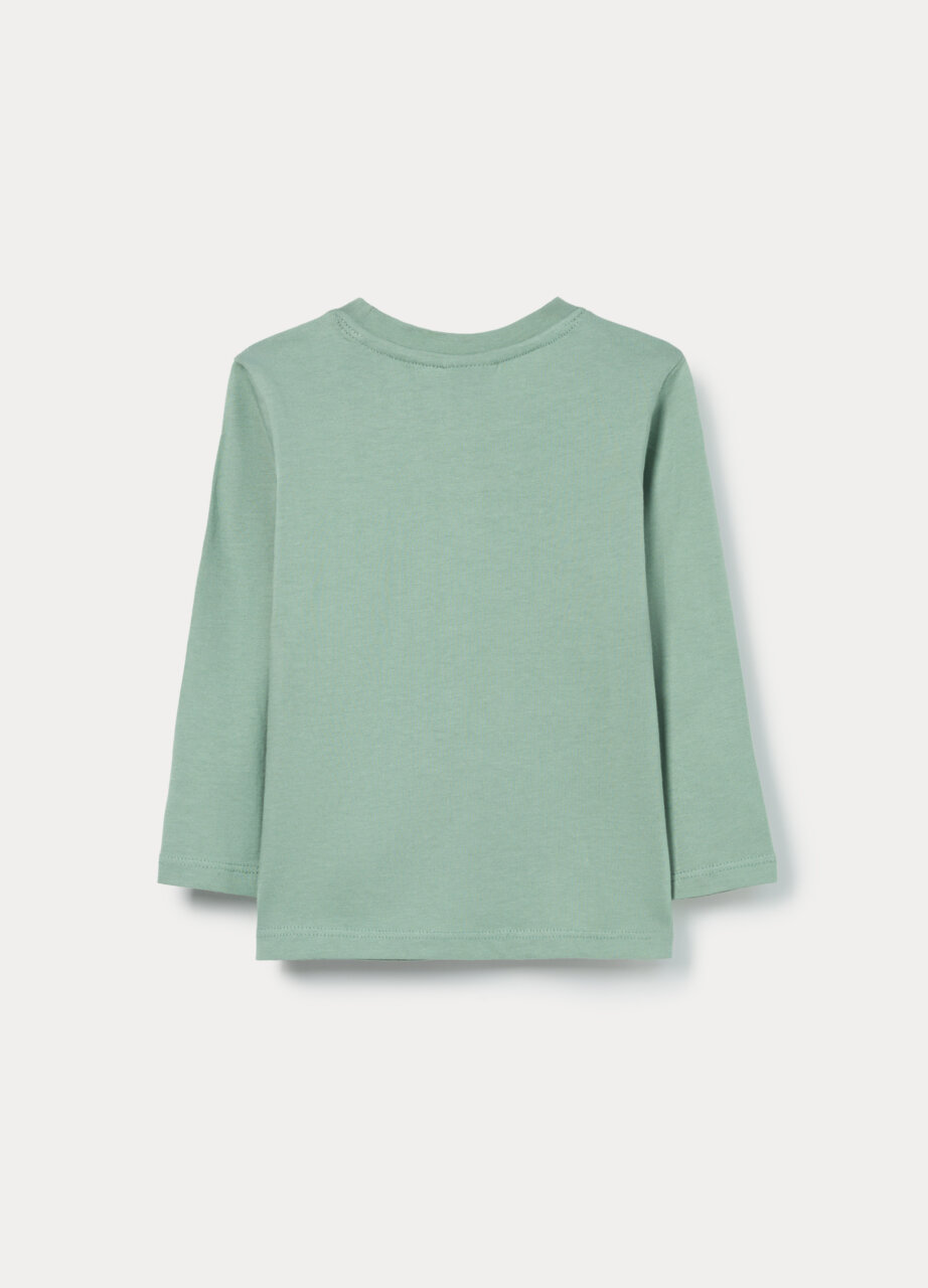 Alternative view of Majica