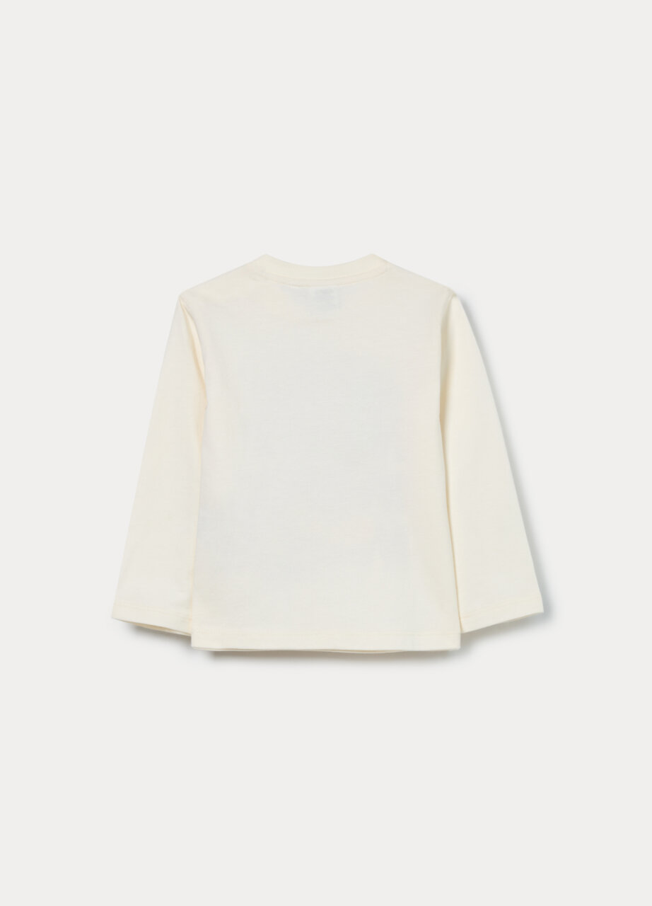 Alternative view of Majica