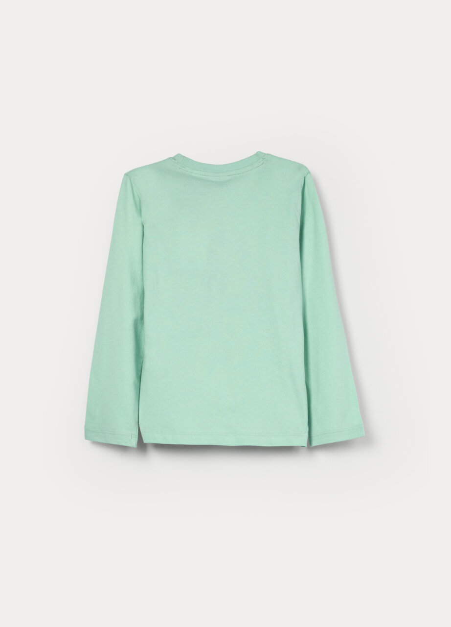 Alternative view of Majica