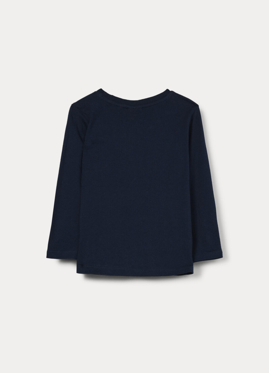 Alternative view of Majica