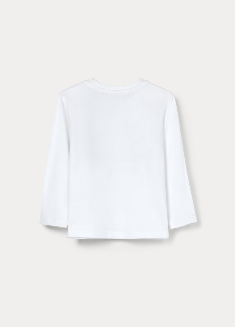 Alternative view of Majica