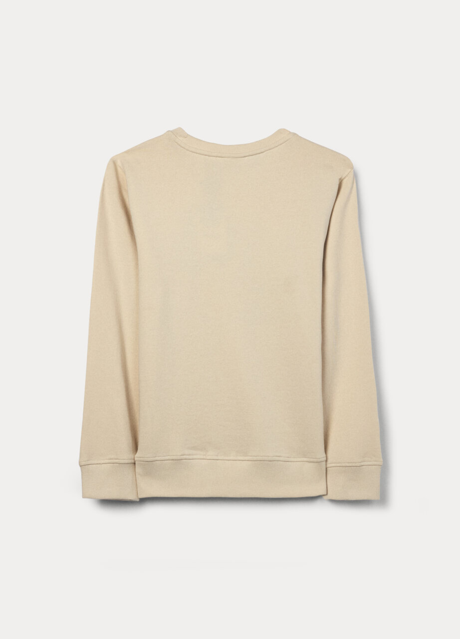 Alternative view of Majica