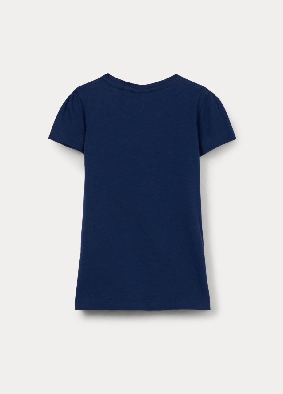 Alternative view of Majica