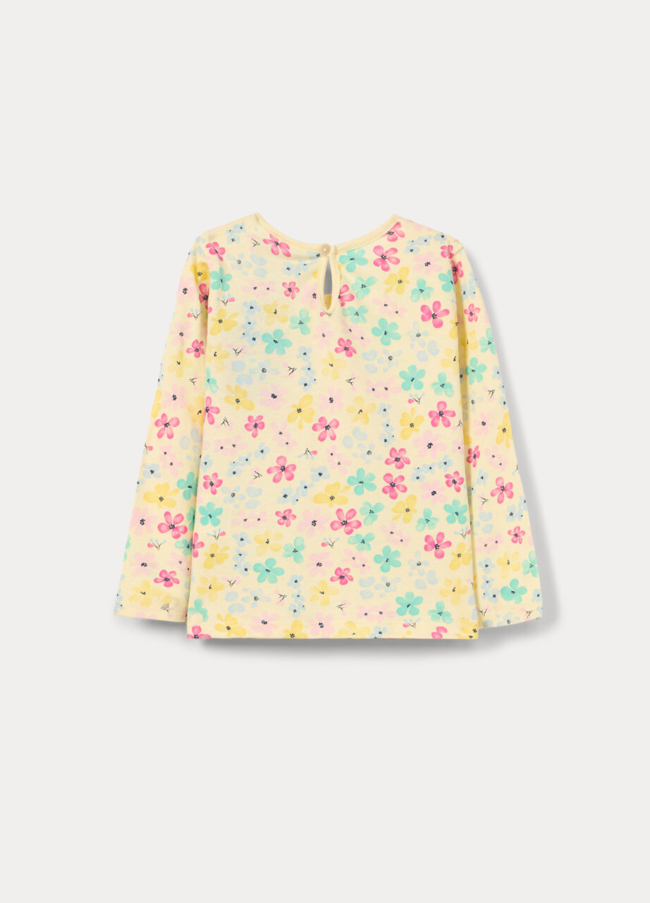 Alternative view of Majica