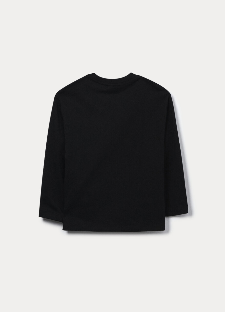 Alternative view of Majica