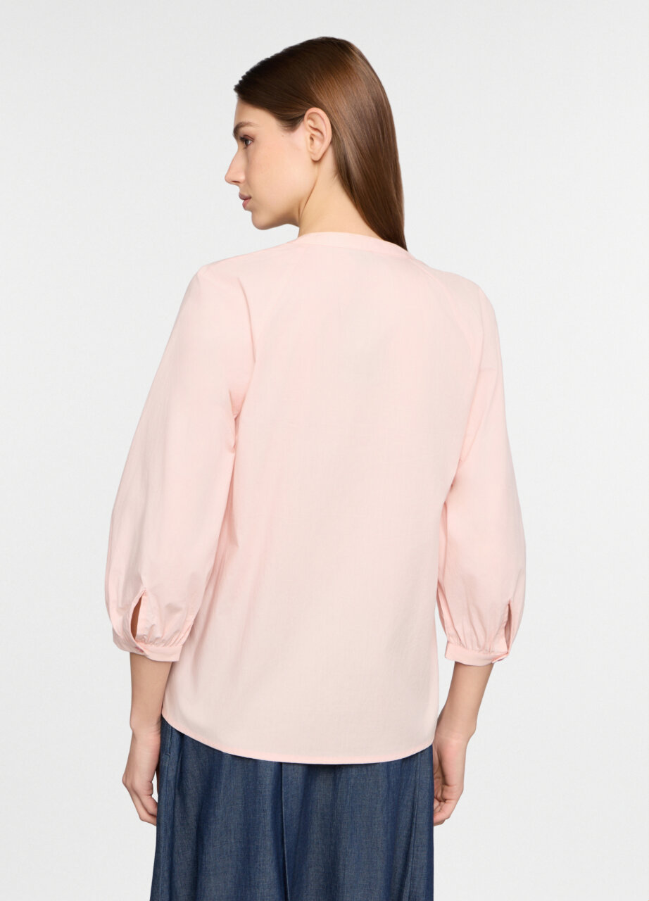 Alternative view of Košulja